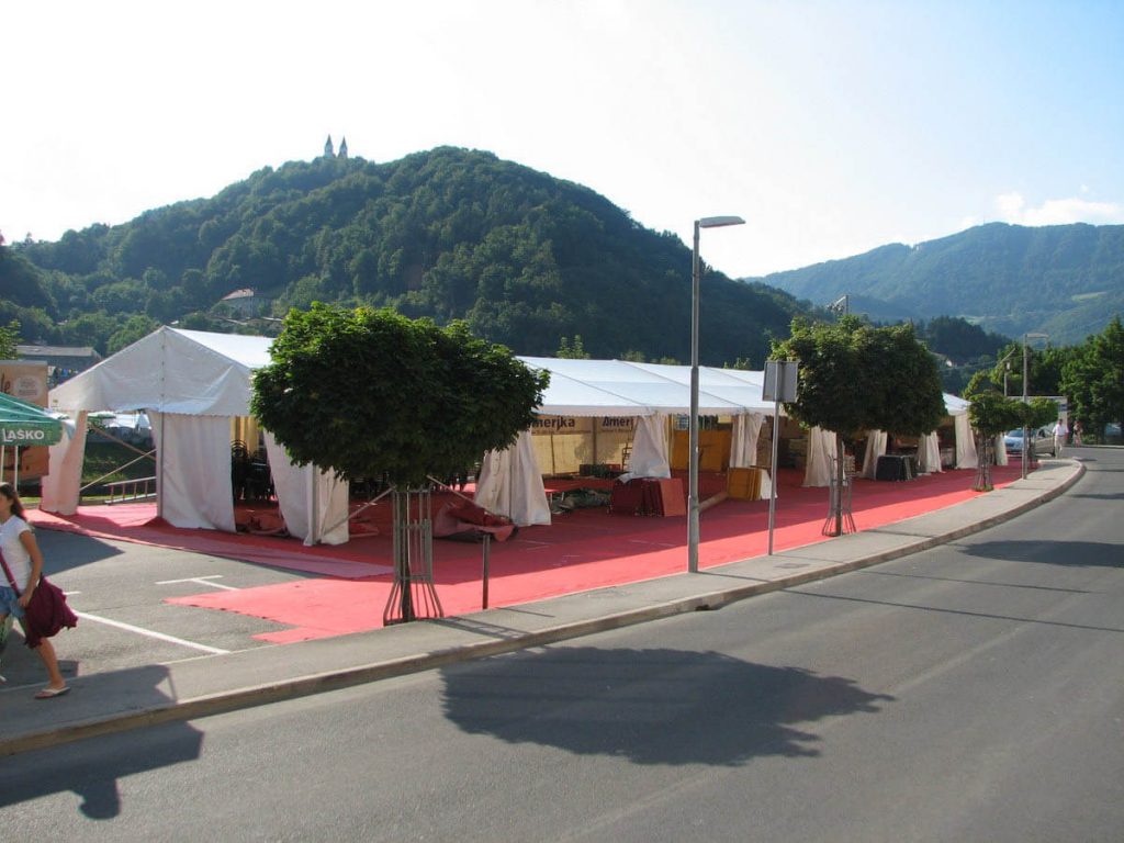 Montažni šotori