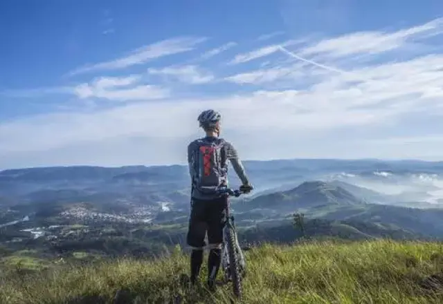 Gorska kolesa so namenjena raznolikim terenom in stilom vožnje